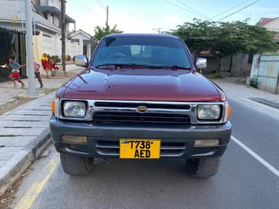 A picture of TOYOTA HILUX PICKUO