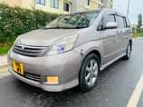 A picture of TOYOTA ISIS
