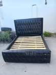 A picture of NAUza kitanda 5 6 bed sofa 155 Bei nipgie 0689319654