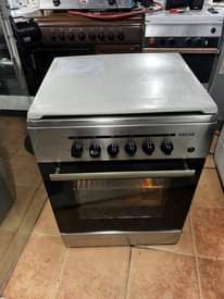 A picture of Majiko plate 4 Umeme 2 Gass 2 Clean mnooo Bei