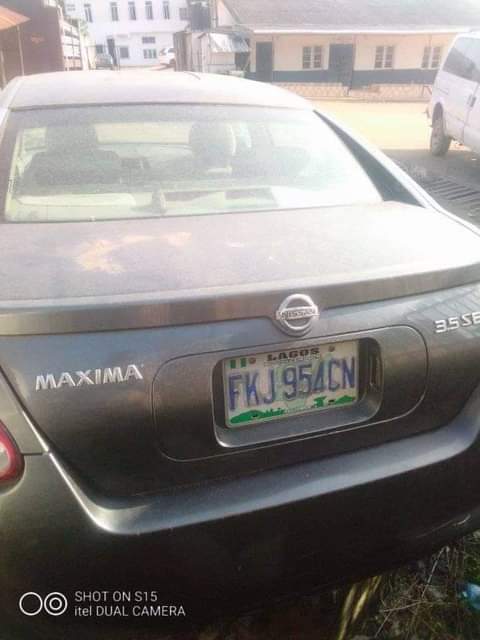 A picture of 2005 Nissan Altima 2005 Nissan Altima Nissan