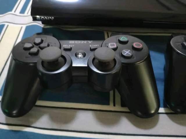 A picture of Am buying used PlayStations PS2 PS3 and pad fault or