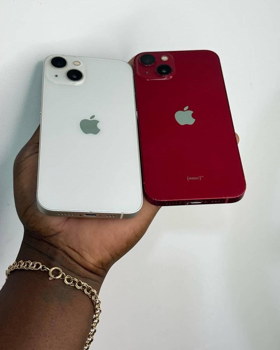 A picture of IPhone 13