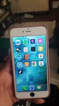 A picture of iPhone 6s plus