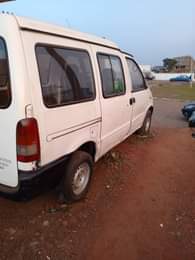 A picture of Nissan vannette bus cargo manual Is available with good condition