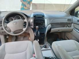 A picture of 2008 sienna neatly used Bake on first body Perfect selecting