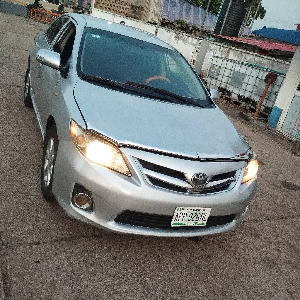 A picture of Toyota Corolla 012 4plugs Good engine Good gear selection very