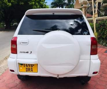 A picture of RAV4 INAUZWA BEI ML 19.5 0712445511
