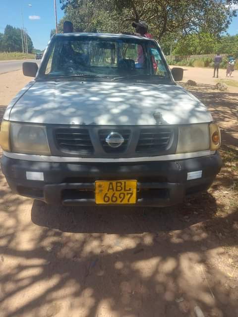 classifieds/cars nissan