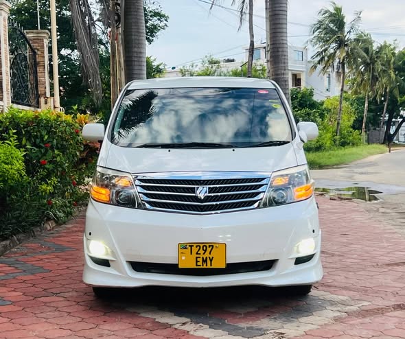 A picture of Toyota Alphard 0788078007 Price Bei 20 8mil