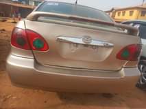 A picture of Toyota Corolla 04