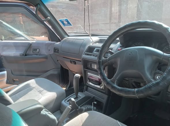 mitsubishi pajero