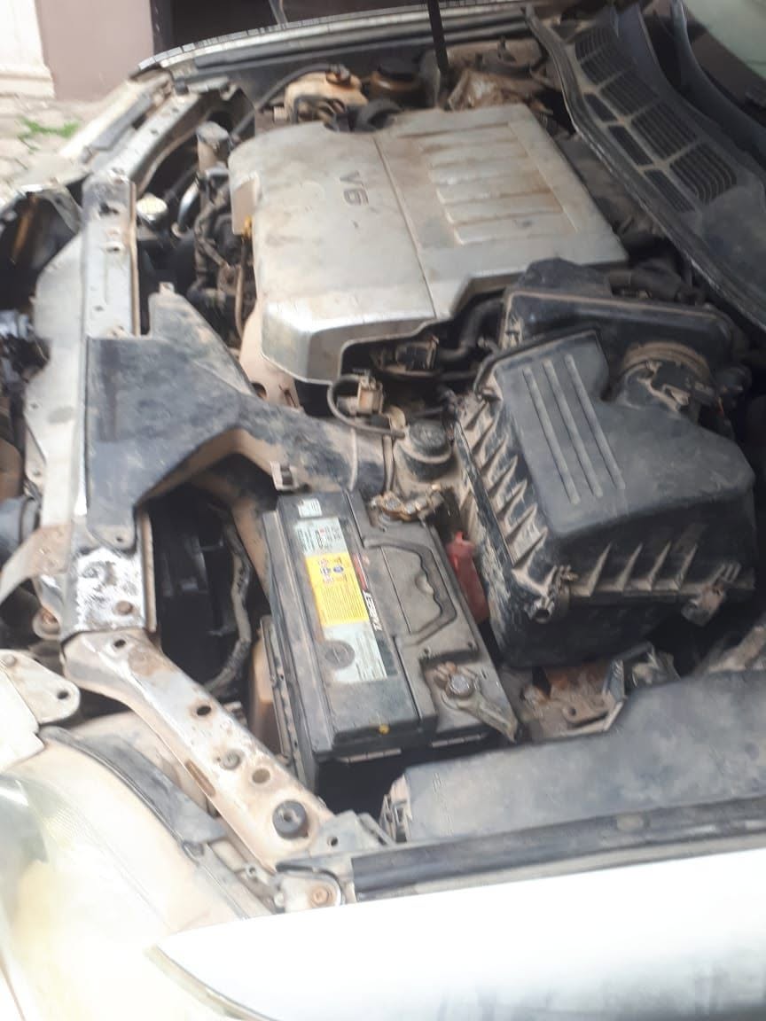 A picture of TOYOTA AVALON