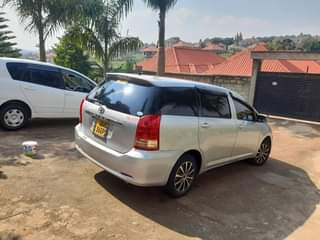 A picture of Toyota wish 2007 model