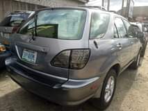 A picture of Super Clean 2003 Model LEXUS RX300 Absolutely nothing to fix