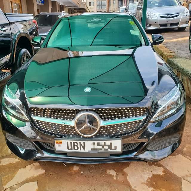 A picture of C200 2016 68M