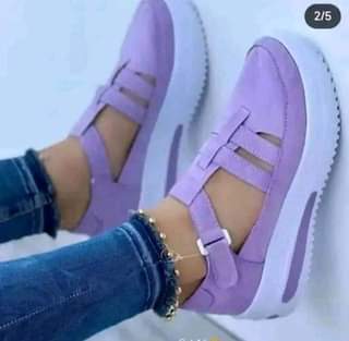 classifieds/shoes