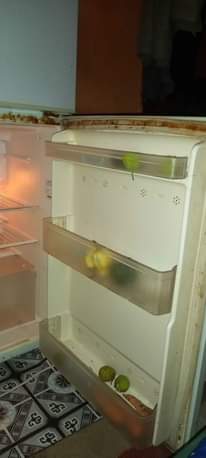 A picture of Friji aina ya Hitachi