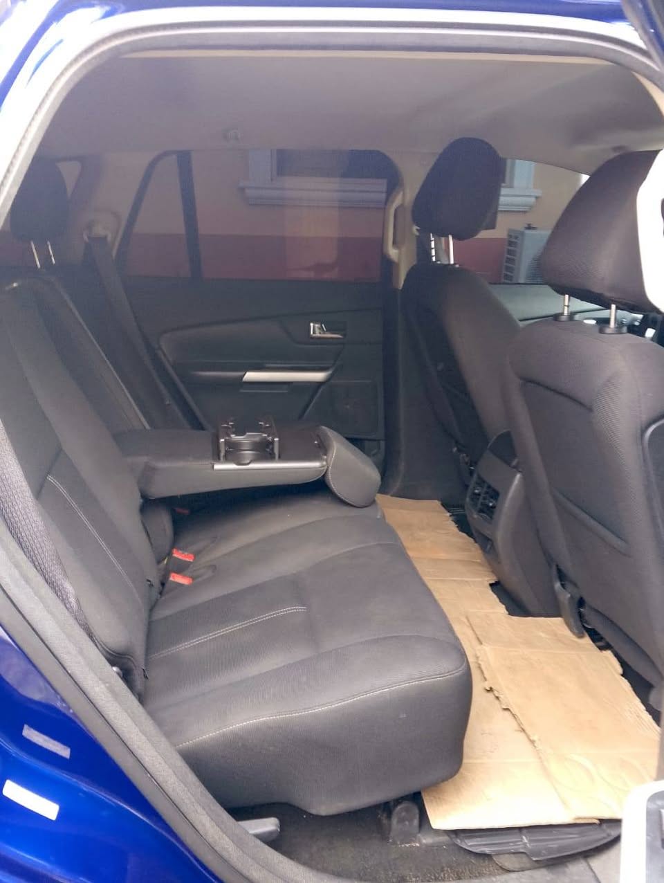 A picture of Ford edge for sale foreign uses 14m