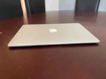 A picture of Apple laptop air 2014