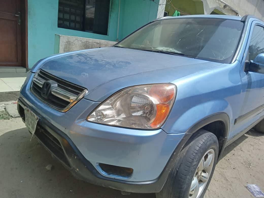 A picture of Honda CR V