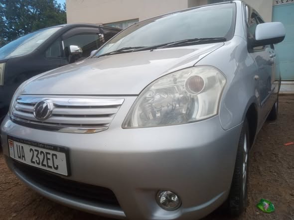 A picture of Toyota Raum