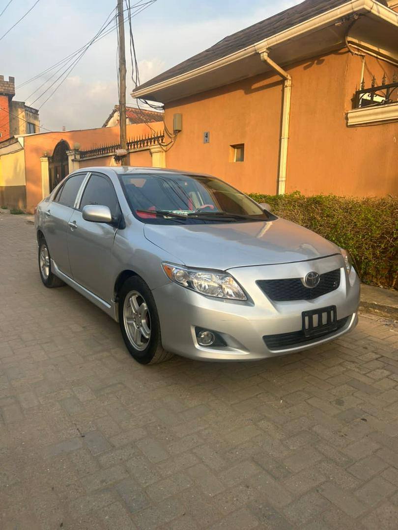 A picture of Corolla 2009