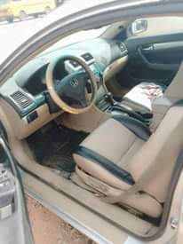 A picture of 2004 Honda Accord 2 doors in very good condition sound