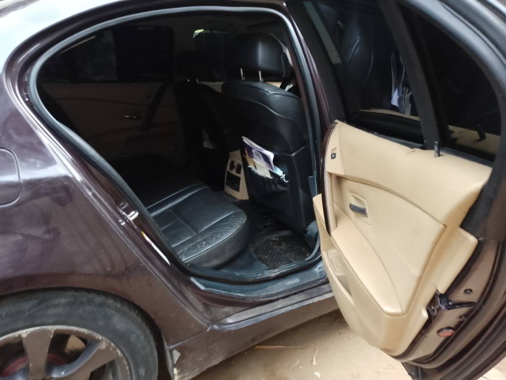 A picture of Bmw e60