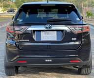 A picture of TOYOTA HARRIER TSHS 95Mil CALL 0759065737