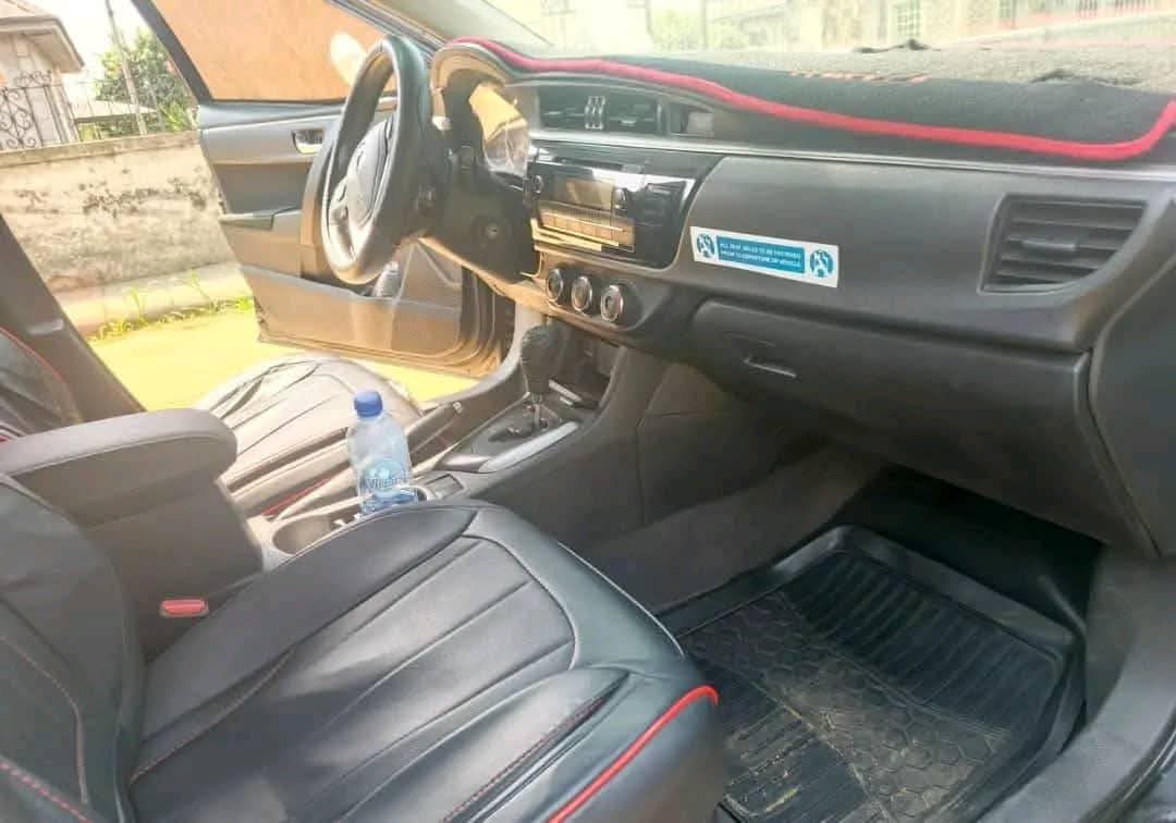 A picture of 2014 Toyota Corolla 2014 015
