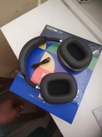 A picture of TECNO BLUETOOTH HEADSET BRAND NEW 09038078488. In ibadan