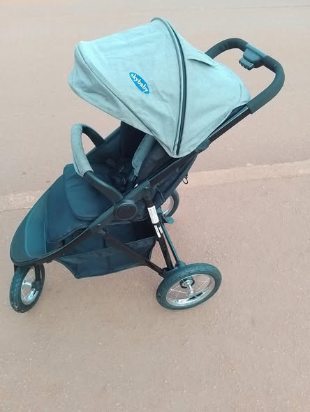 A picture of Skybaby original baby stroller