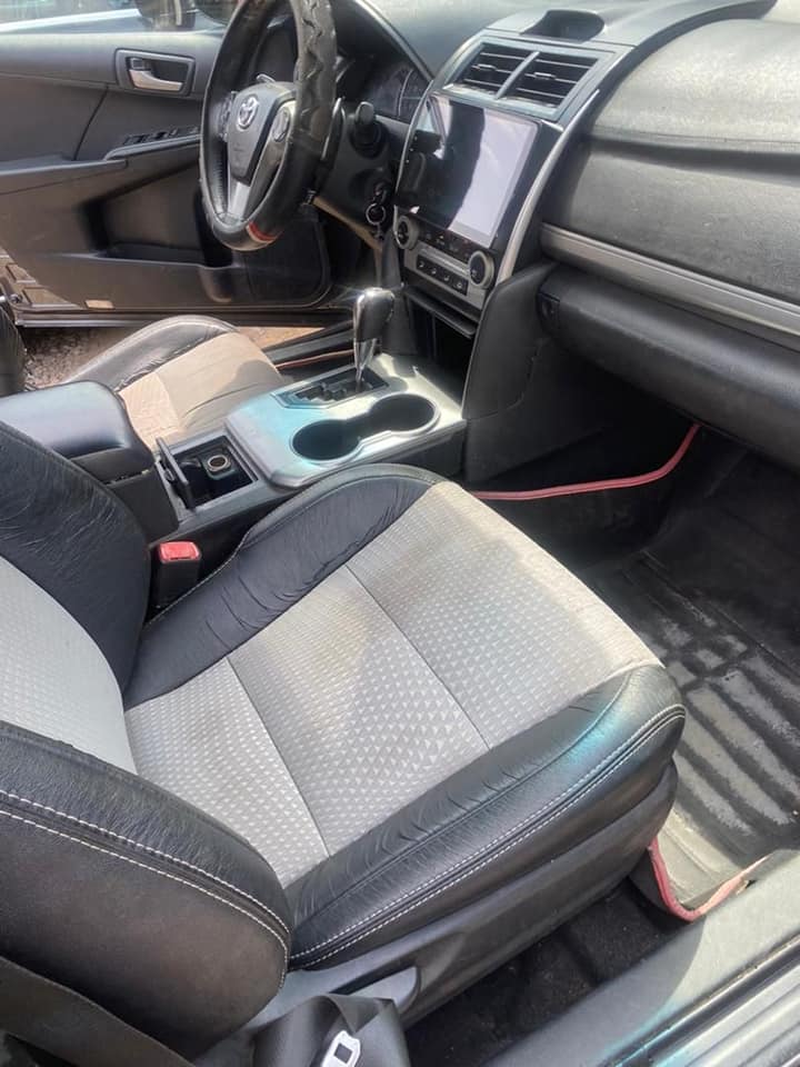 A picture of CAMRY 2014