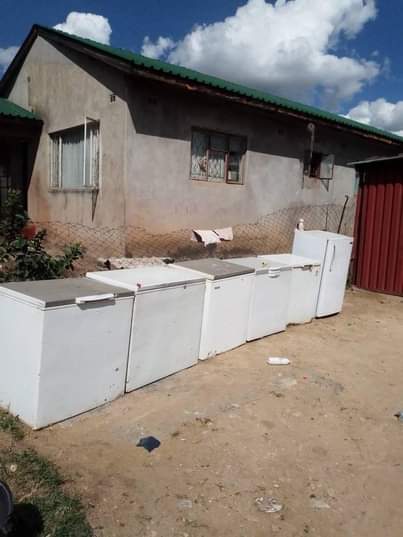 classifieds/fridges
