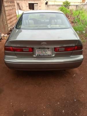 A picture of Toyota Camry tiny light