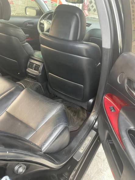 A picture of Lexus GS 300