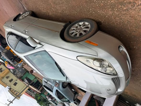A picture of Lexus es330