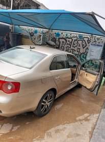A picture of Volkswagen jetta 2.5 engine car for sale