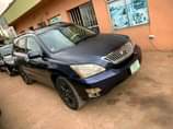 A picture of 2004 model Rx 330 Ac has likage Gear Engine but
