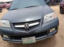 A picture of Honda Acura MDX 04