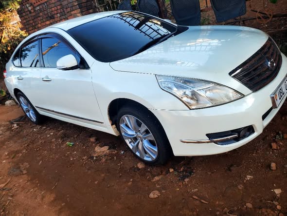 A picture of NISSAN TEAN