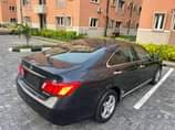 A picture of This is direct toks lexus es350 lexus 2009 model pure