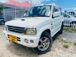 A picture of PAJERO MINI 0714058883