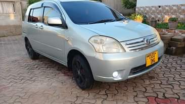 A picture of Toyota Raum