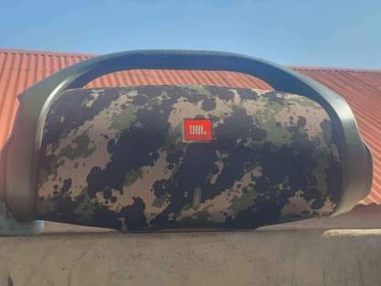 A picture of Speaker JBL Boom box 2