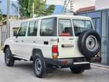A picture of TOYOTA LX TSH MIL 138 0657550550 0748481460