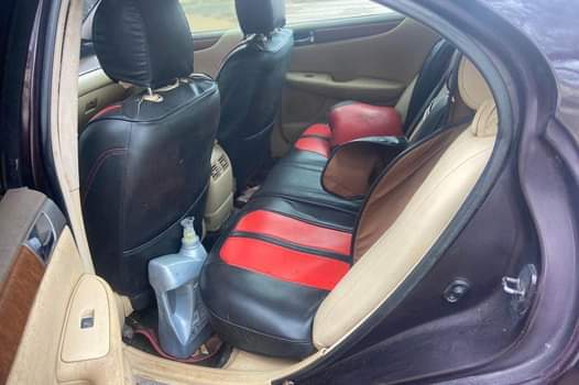 A picture of Used ES330 for sale call 09064411989 just body work needed