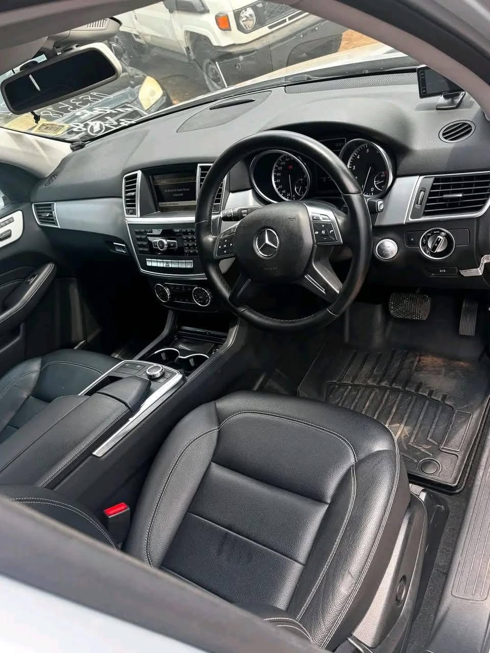 A picture of MERCEDES BENZ 4MATIC ON SELL