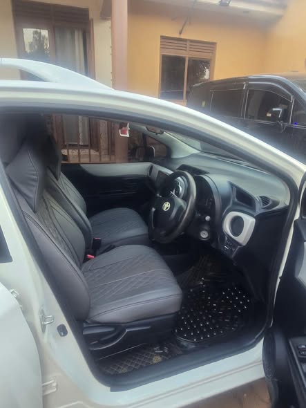 A picture of TOYOTA VITZ 2012 1 0 CC